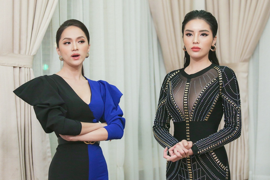 Từ những hình ảnh mới nhất từ phía ban tổ chức, Hoa hậu Hương Giang không hề tỏ ra 