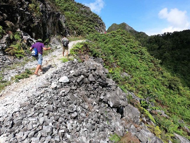 Đoạn đường dễ đi nhất lên bản Pờ Chừ Lủng ẢNH: MAI THANH HẢI