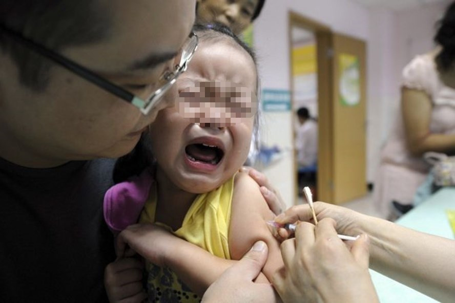  Chủ tịch Trung Quốc Tập Cận Bình chỉ thị xử lý vụ bê bối vaccine rúng động. Ảnh: SCMP.