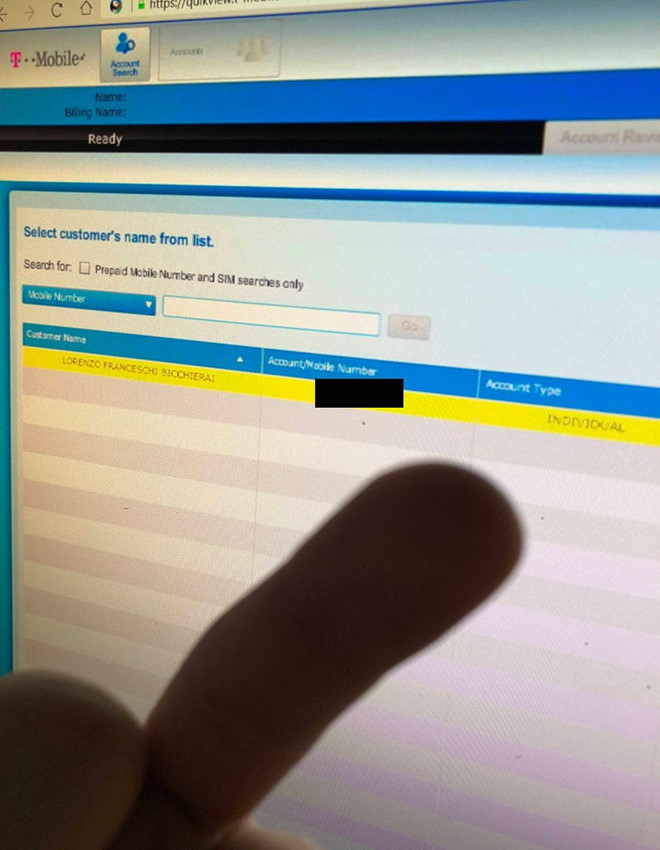 Ảnh chụp màn hình cổng thông tin của nhân viên T-Mobile, nơi việc hack SIM diễn ra dễ dàng. Ảnh: Motherboard.