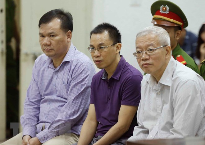 Các bị cáo tại phiên tòa. (Ảnh: Doãn Tấn/TTXVN)