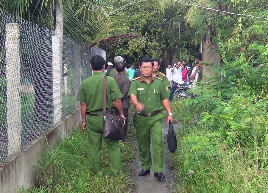 Cơ quan Công an đến hiện trường vụ án Cơ quan Công an đến hiện trường vụ án