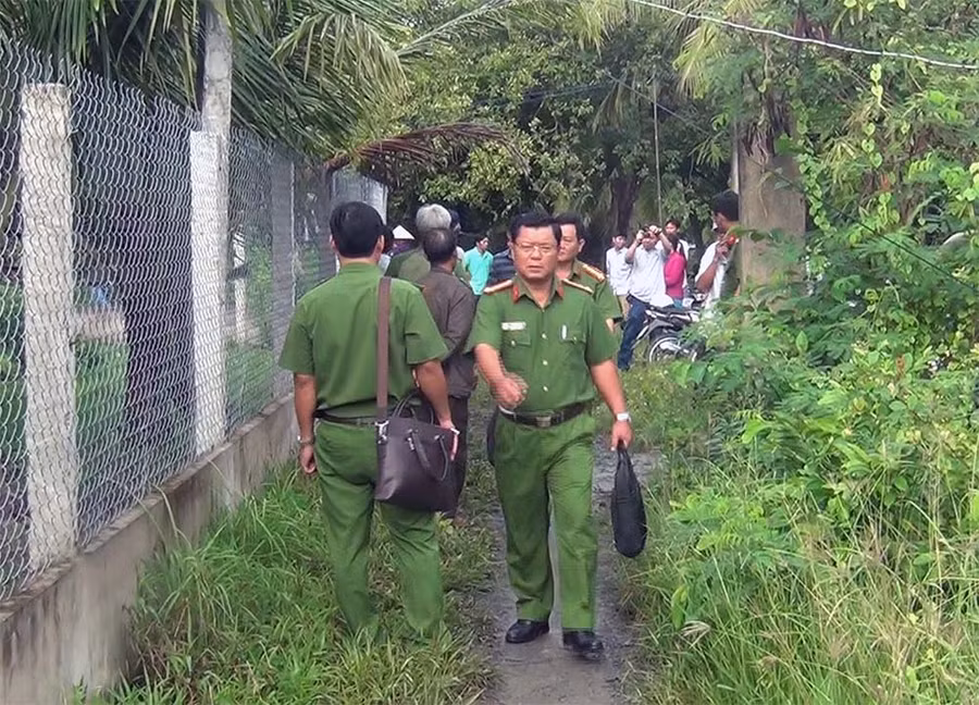 Cơ quan Công an đến hiện trường vụ án