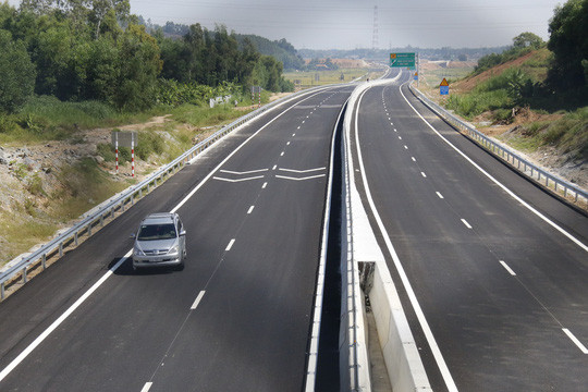Cao tốc Đà Nẵng - Quảng Ngãi trước ngày thông xe toàn tuyến
