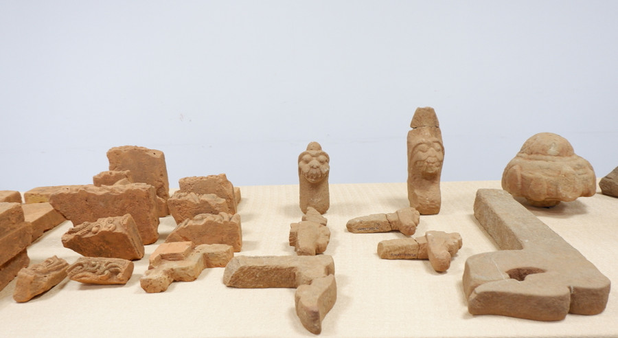 Các hiện vật sau khai quật. Ảnh: VGP/Lưu Hương