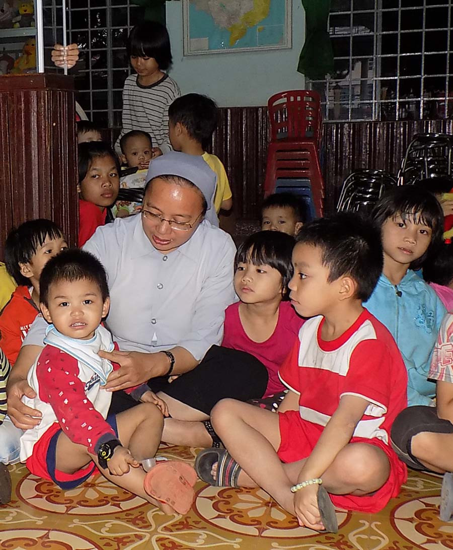Tại cơ sở từ thiện Nhà trẻ mồ côi Sao Mai. Ảnh Thanh Nhật