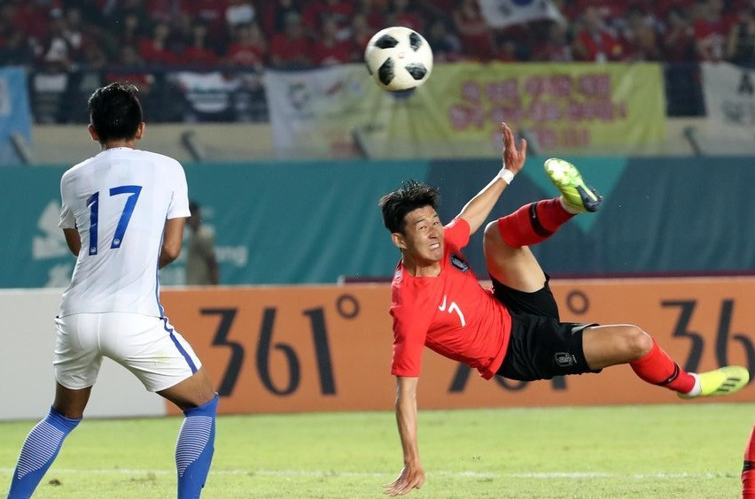 Thất bại của Olympic Hàn Quốc trước Olympic Malaysia khiến những tính toán của các đội bóng ở bảng D thay đổi. Ảnh: Yonhap News.