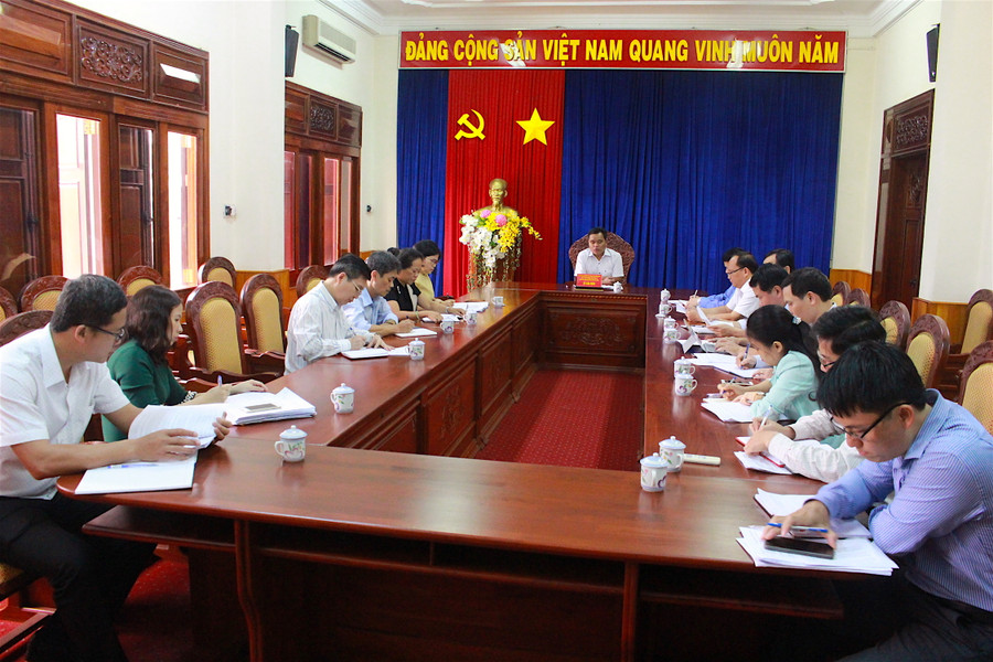 Quang cảnh buổi làm việc. Ảnh: Hồng Thi