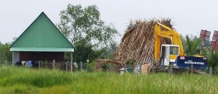 Căn nhà lá, nhà tôn của nhóm người xây dựng trái phép trên đất lấn chiếm tại P.Trường Thạnh, Q.9 - Ảnh: Mã Phong