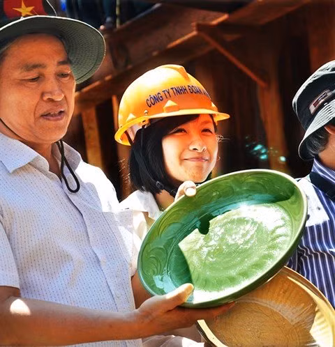 Cổ vật từ con tàu đắm ở Bình Châu, dù 700 năm nhưng nước men vẫn rất sáng