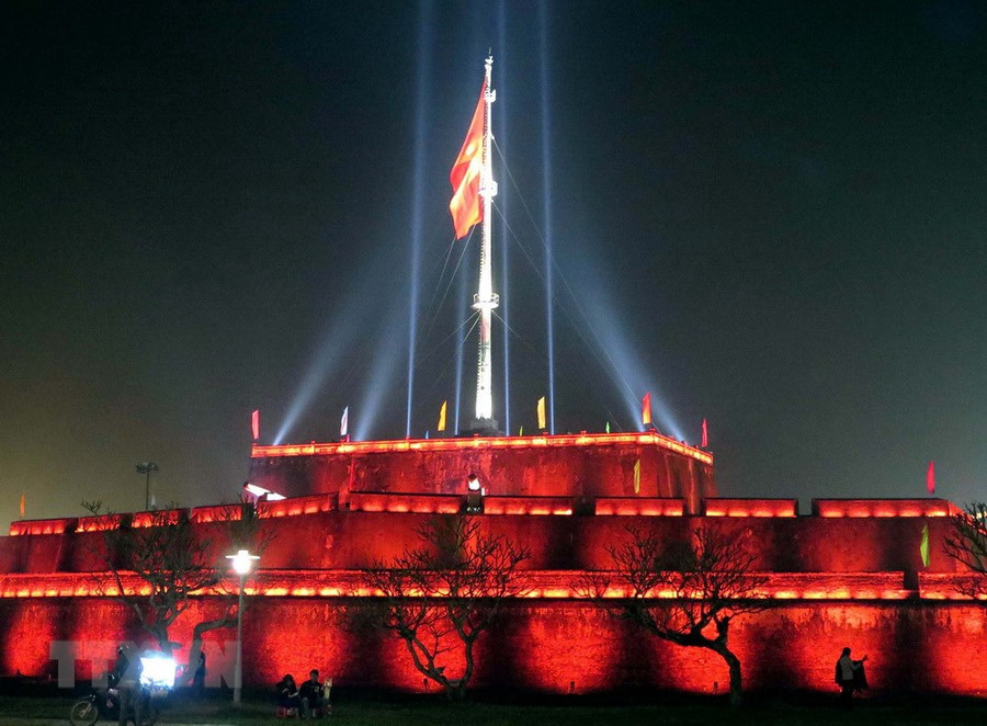  Thắp sáng Kỳ Đại Huế. 