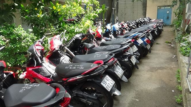  Công an thu giữ 30 xe máy có liên quan đến đường dây.