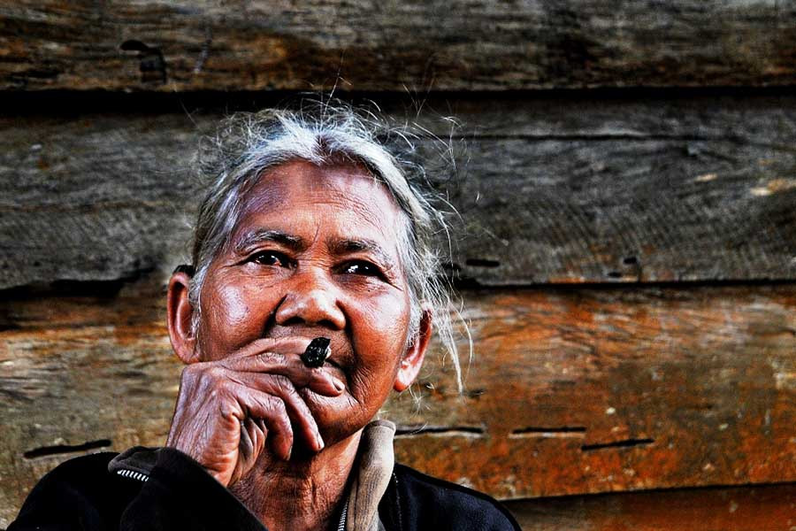 Đôi mắt linh cảm