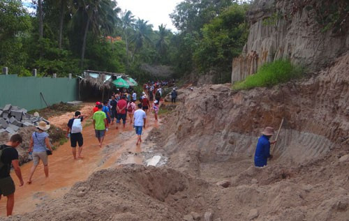 Suối Tiên - thắng cảnh của Bình Thuận có nguy cơ bị xóa sổ bởi các mỏ khai thác titan