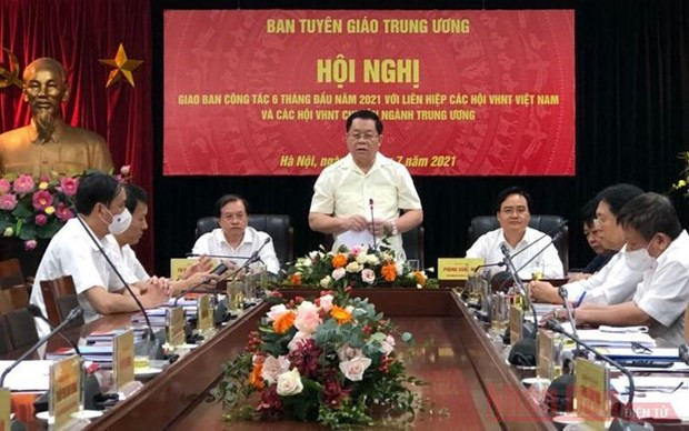 Đồng chí Nguyễn Trọng Nghĩa, Bí thư Trung ương Đảng, Trưởng Ban Tuyên giáo Trung ương phát biểu kết luận hội nghị. (Nguồn: Nhandan.vn) Đồng chí Nguyễn Trọng Nghĩa, Bí thư Trung ương Đảng, Trưởng Ban Tuyên giáo Trung ương phát biểu kết luận hội nghị. (Nguồn: Nhandan.vn)