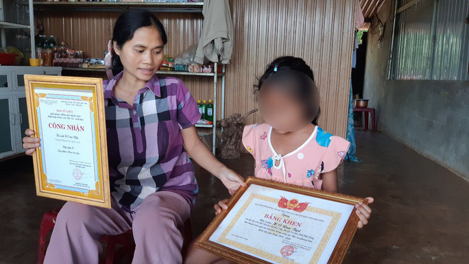 Một học sinh không được nhận tiền thưởng khi đạt giải