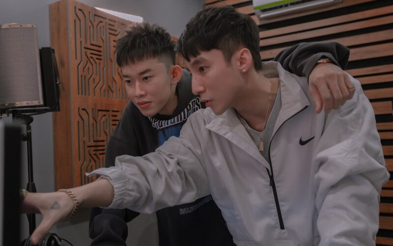 Sơn Tùng - Kay Trần. Ảnh: NSCC.