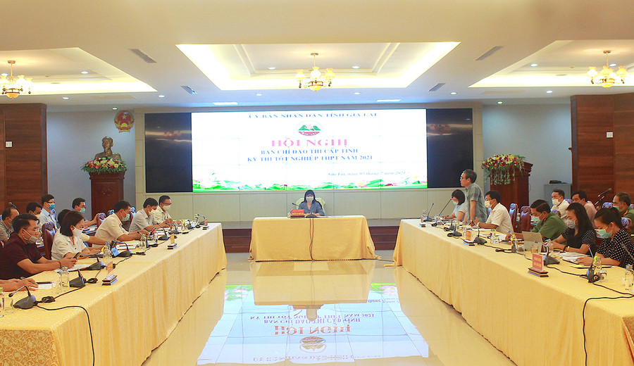  Quang cảnh cuộc họp. Ảnh: Hồng Thi