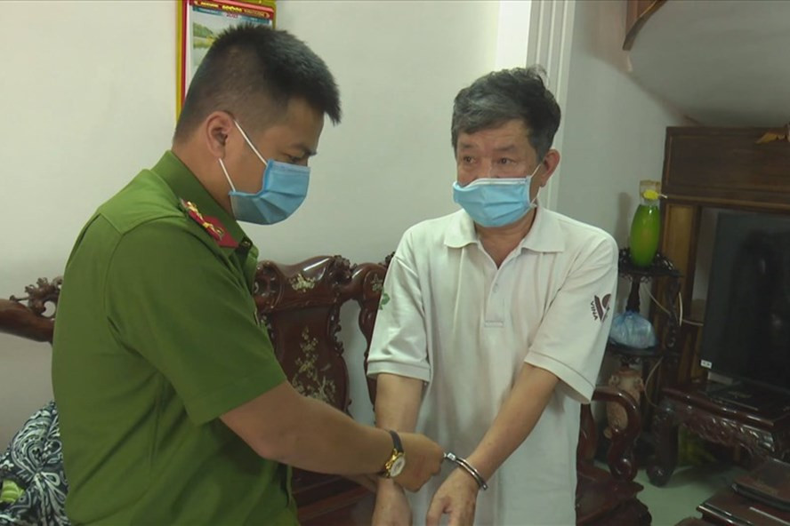Ông Nguyễn Văn Vọng - nguyên Giám đốc Công ty cà phê Ea Sim bị bắt. Ảnh: T.X Ông Nguyễn Văn Vọng - nguyên Giám đốc Công ty cà phê Ea Sim bị bắt. Ảnh: T.X