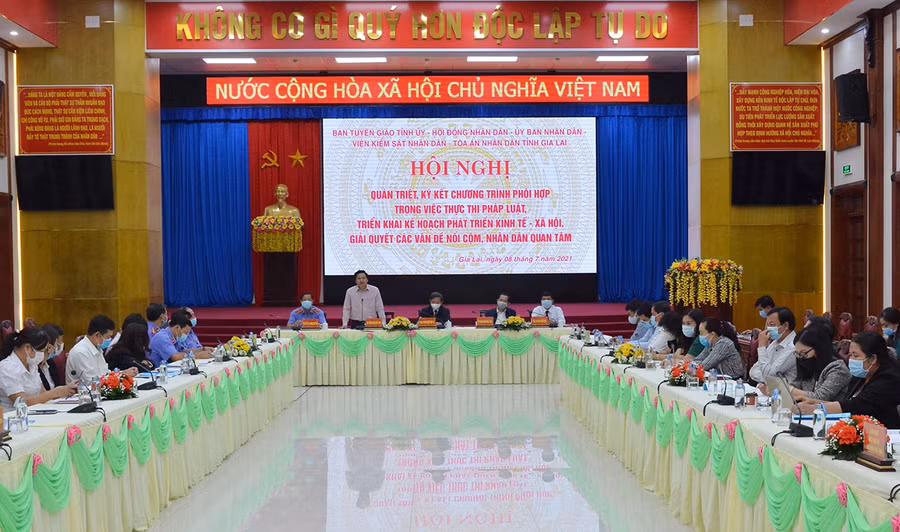 Quang cảnh hội nghị. Ảnh: Nguyễn Tú