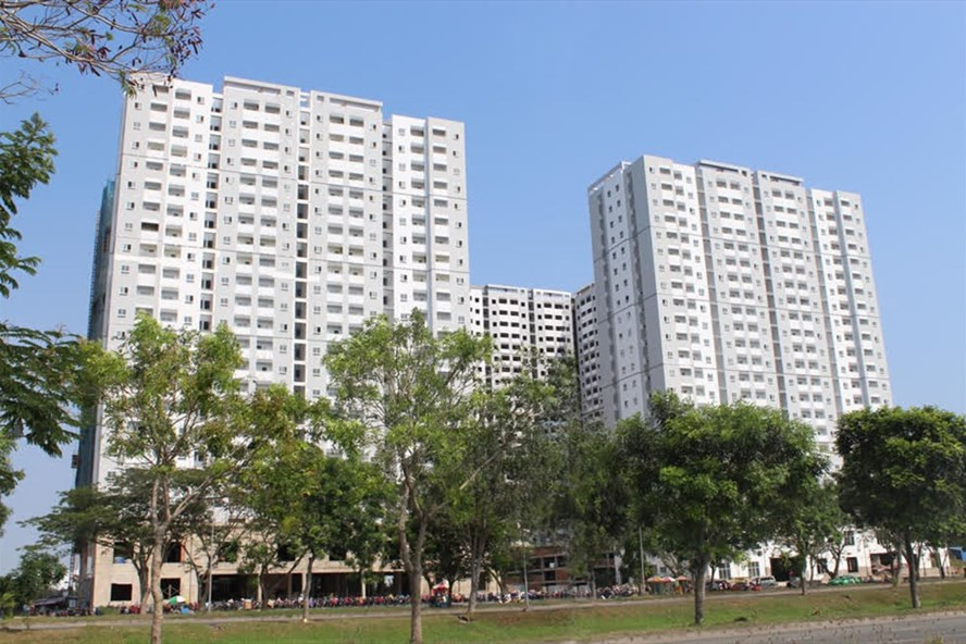Dịch bệnh kéo dài khiến cho nguồn cung căn hộ liên tục sụt giảm, đặc biệt căn hộ bình dân hầu như không có nguồn cung mới. Ảnh: Quang Duy