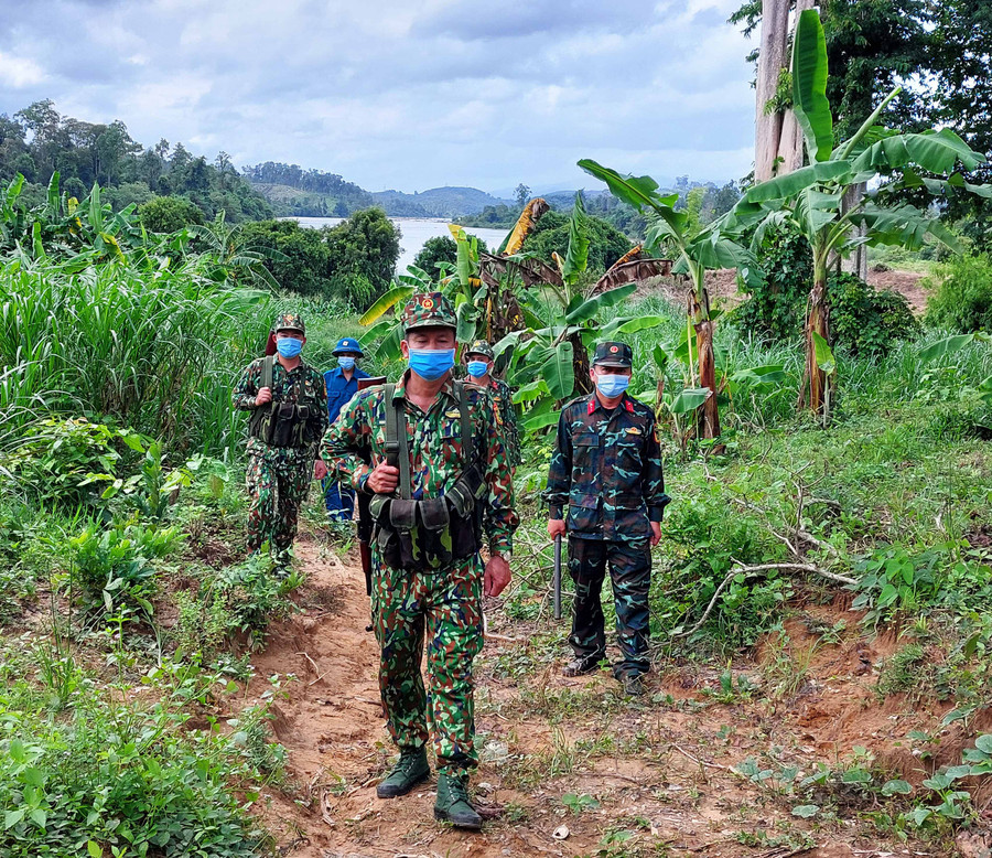 Bộ đội Biên phòng tỉnh tuần tra phòng-chống xuất-nhập cảnh trái phép. Ảnh: Thiên Thanh