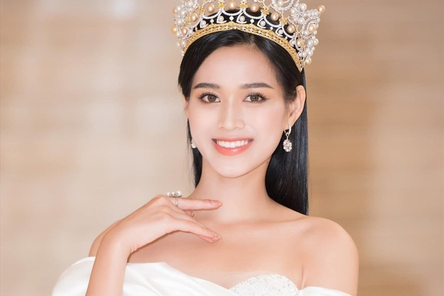 Hoa hậu Đỗ Thị Hà bị nhóm antifan miệt thị. Ảnh: NVCC