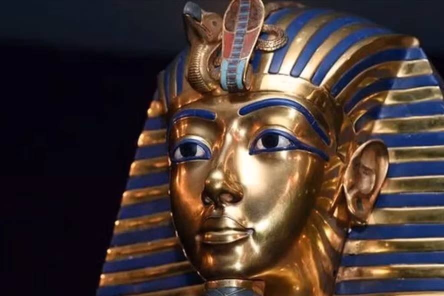 Mặt nạ Pharaoh Ai Cập Tutankhamun. Ảnh chụp màn hình