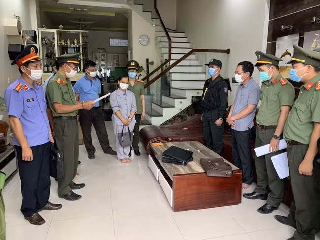  Tổng số tiền Trần Xuân Long đã chiếm đoạt là hơn 5 tỷ đồng. Ảnh: Đ.H