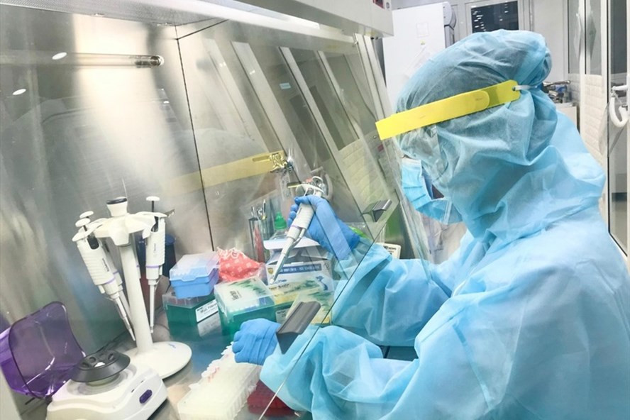 Xét nghiệm COVID-19. Ảnh: Bộ Y tế