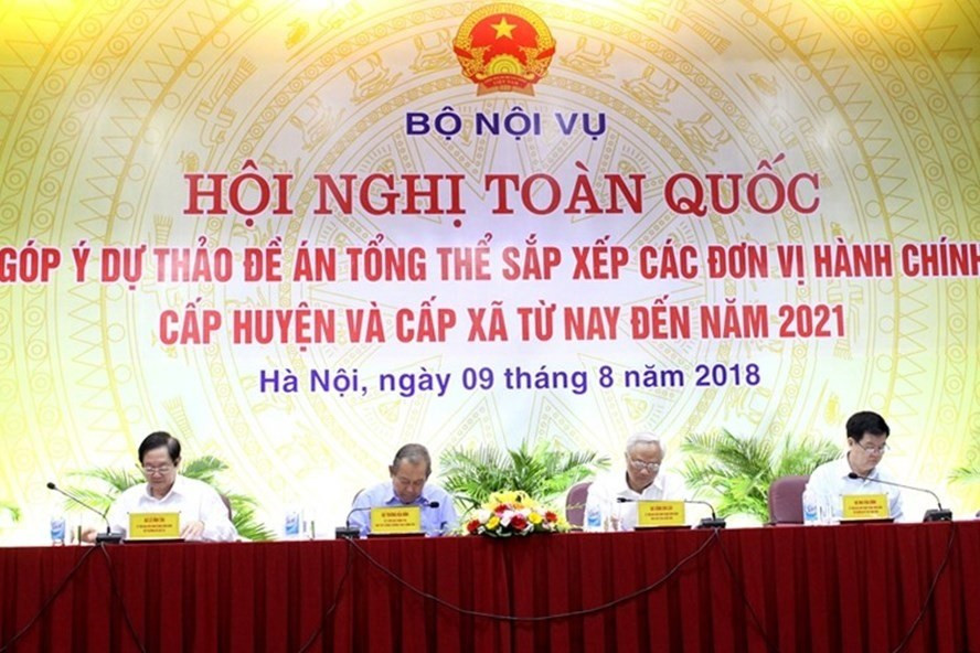 Hội nghị toàn quốc góp ý dự thảo đề án tổng thể sắp xếp các đơn vị hành chính cấp huyện và cấp xã của Bộ Nội vụ năm 2018. Ảnh minh hoạ: Bộ Nội vụ Hội nghị toàn quốc góp ý dự thảo đề án tổng thể sắp xếp các đơn vị hành chính cấp huyện và cấp xã của Bộ Nội vụ năm 2018. Ảnh minh hoạ: Bộ Nội vụ