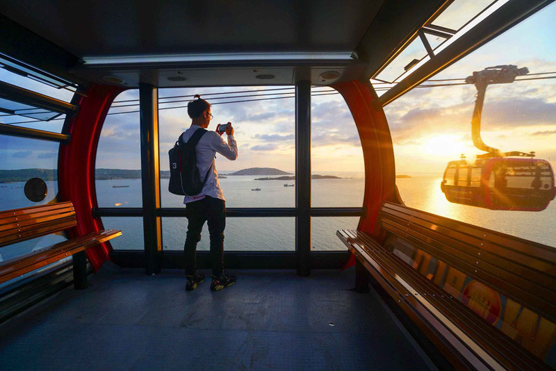 Cáp treo Hòn Thơm là một trong những trải nghiệm tuyệt vời tại Phú Quốc