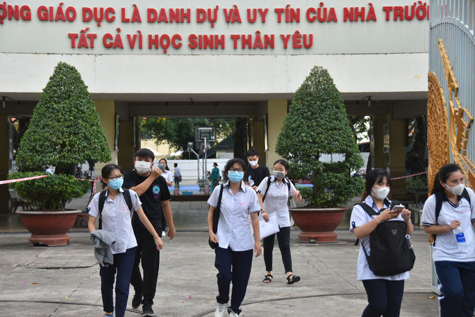 Thí sinh dự thi tốt nghiệp THPT đợt 1 tại TP HCM Thí sinh dự thi tốt nghiệp THPT đợt 1 tại TP HCM
