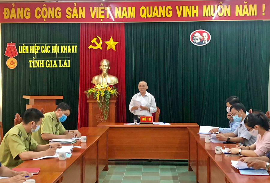 Quang cảnh hội nghị. Ảnh: Lê Nam PGS.TS Nguyễn Danh-Chủ tịch Liên hiệp các Hội Khoa học và kỹ thuật chủ trì hội nghị. Ảnh Lê Nam