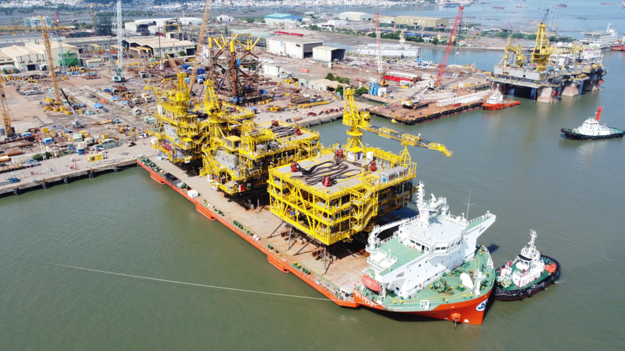 3 giàn đầu giếng dự án Gallaf Bach 3 - giai đoạn 1 PTSC M&C đã bàn giao cho NOC. Ảnh: CTV 3 giàn đầu giếng dự án Gallaf Bach 3 - giai đoạn 1 PTSC M&C đã bàn giao cho NOC. Ảnh: CTV