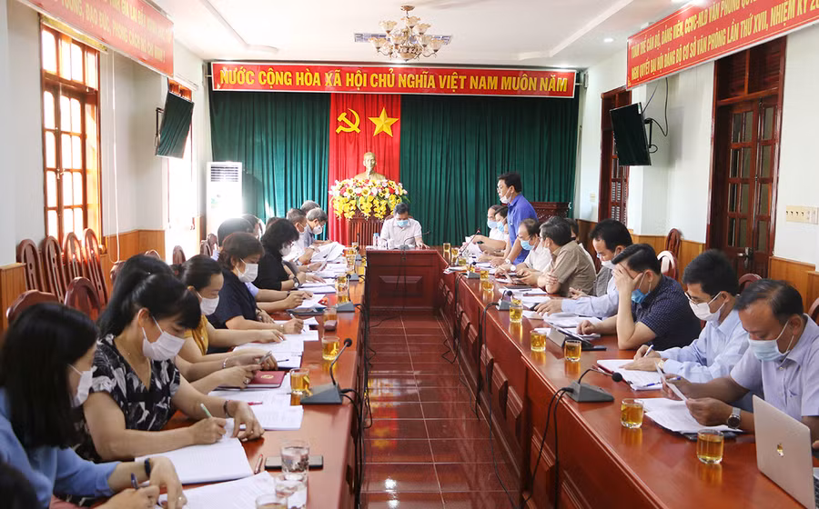 Quang cảnh phiên họp. Ảnh: Quang Tấn