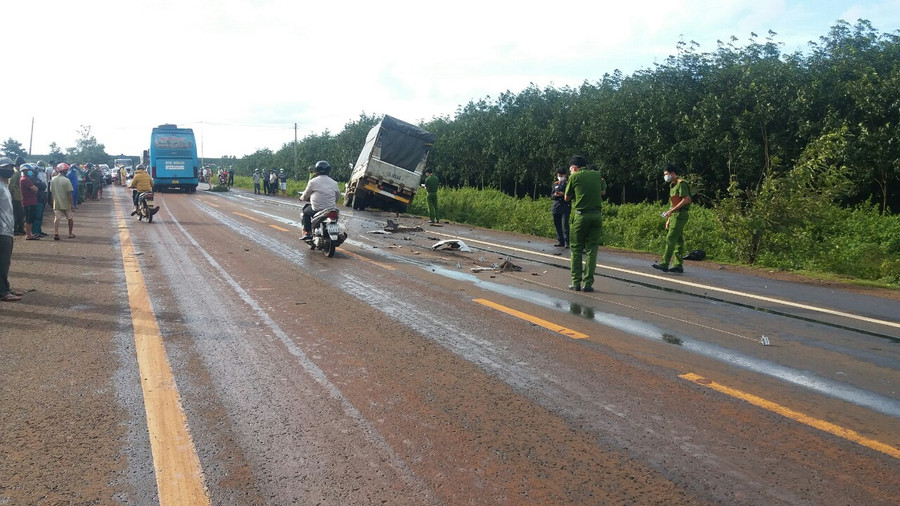  Hiện trường vụ tai nạn. Ảnh: Lê Anh