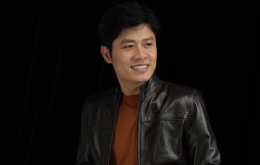 Nhạc sĩ Nguyễn Văn Chung mong mọi người bớt lo lắng, buồn chán khi ở nhà thời dịch. ẢNH: NVCC