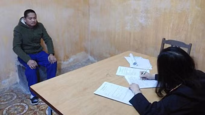  Hoàng Văn Trưởng khai nhận hành vi phạm tội tại cơ quan công an.