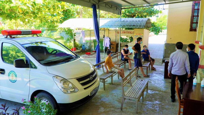 Ngành y tế Quảng Bình truy vết các F1 liên quan đến 3 ca F0 mắc Covid-19 từng về địa bàn Ngành y tế Quảng Bình truy vết các F1 liên quan đến 3 ca F0 mắc Covid-19 từng về địa bàn