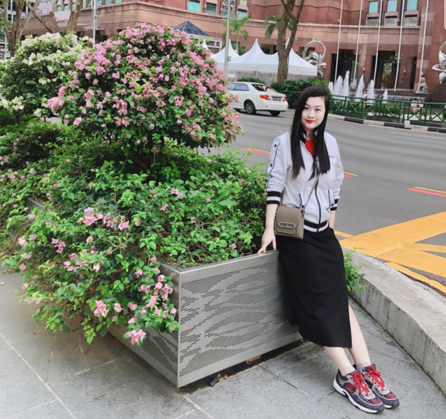 Chị Đào Huyền Trang hiện đang sống ở Hà Nội. Ảnh: NVCC