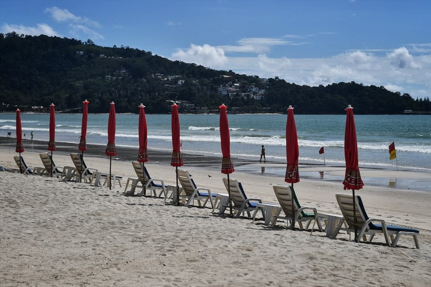Đảo Phuket, miền nam Thái Lan, mở cửa trở lại cho du khách quốc tế từ ngày 1.7. Ảnh: AFP