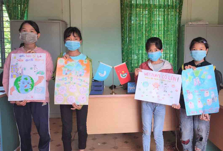 Thiếu nhi xã Ia Pia hào hứng tham gia cuộc thi. Ảnh: Trần Dung