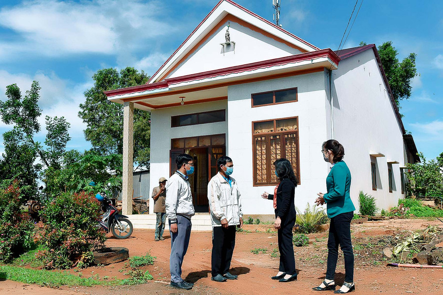5.Nhờ Quỹ hỗ trợ nông dân mà nhiều hộ gia đình nghèo ở xã Chư Á đã vươn lên thoát nghèo bền vững, nhiều hộ xây được nhà ở khang trang.