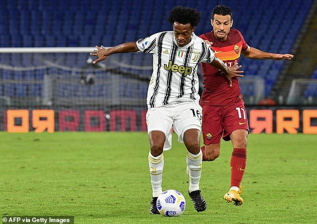 Cựu sao Barca - Pedro cũng không nằm trong kế hoạch của Mourinho tại AS Roma. Ảnh: AFP