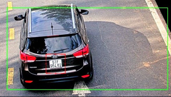 Sau khi xế hộp mang BKS: 51F - 954.62 vượt chốt, lực lượng chức năng phát đi thông báo truy tìm. (Ảnh cơ quan chức năng cung cấp)