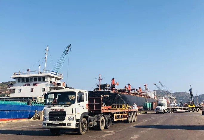 Cảng Quy Nhơn, một trong những địa điểm ở TP Quy Nhơn bị phong tỏa tạm thời để phòng chống dịch Covid-19