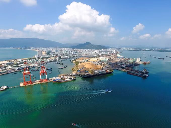 Cảng Quy Nhơn. ẢNH: NGUYỄN DŨNG