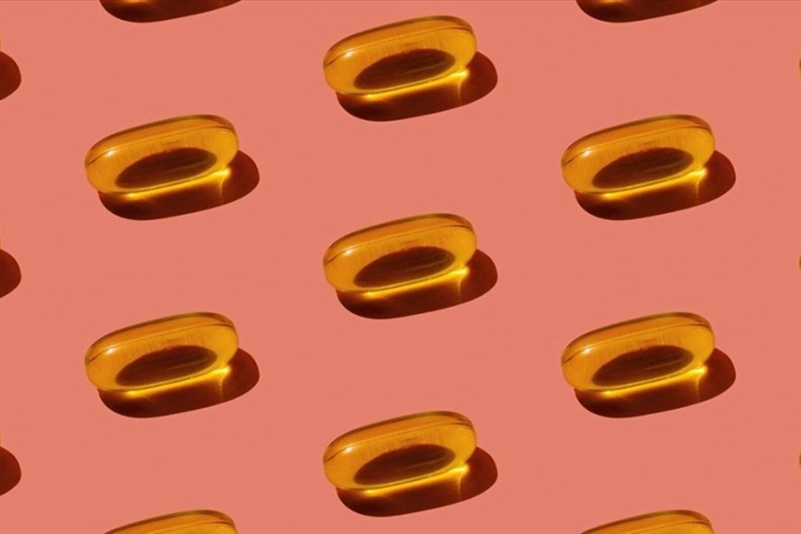 Vitamin D giúp hệ thống miễn dịch của bạn khỏe mạnh để chống lại các bệnh về đường hô hấp. Ảnh: Healthline