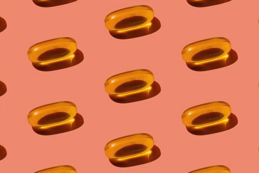 Vitamin D giúp hệ thống miễn dịch của bạn khỏe mạnh để chống lại các bệnh về đường hô hấp. Ảnh: Healthline